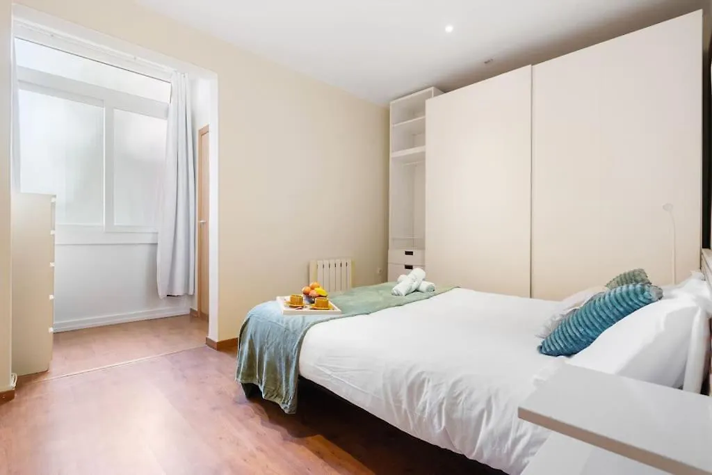 Lodging Apartments Entenca Barcelona 0*,