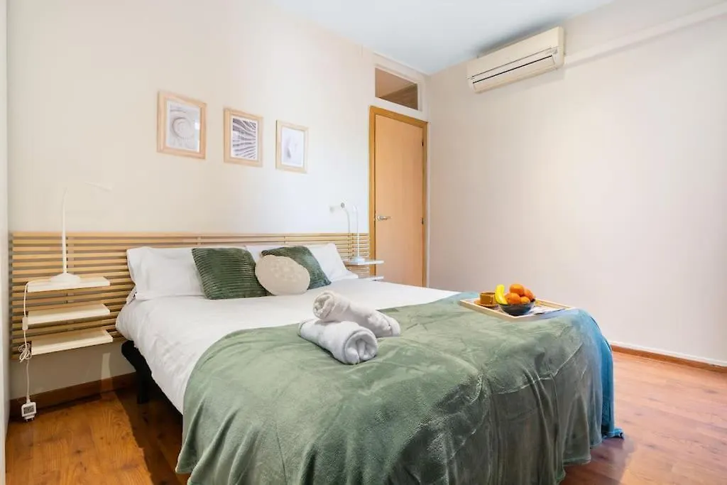 Lodging Apartments Entenca Barcelona Spain