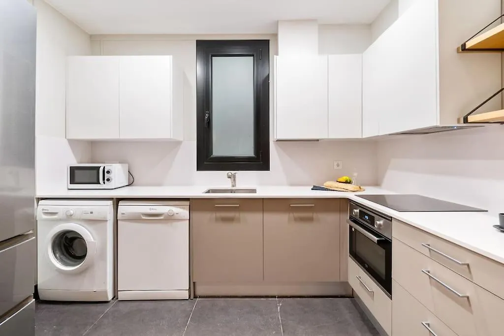 Lodging Apartments Entenca Barcelona